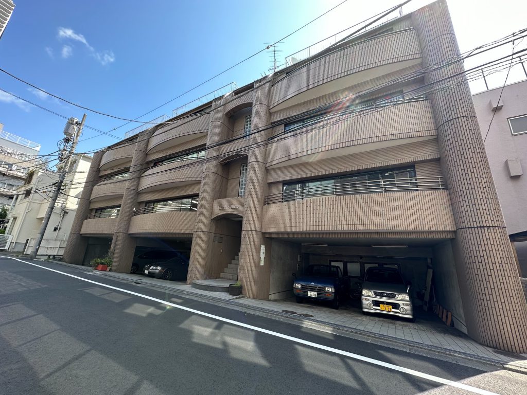 渋谷区（エストレーヤ広尾）