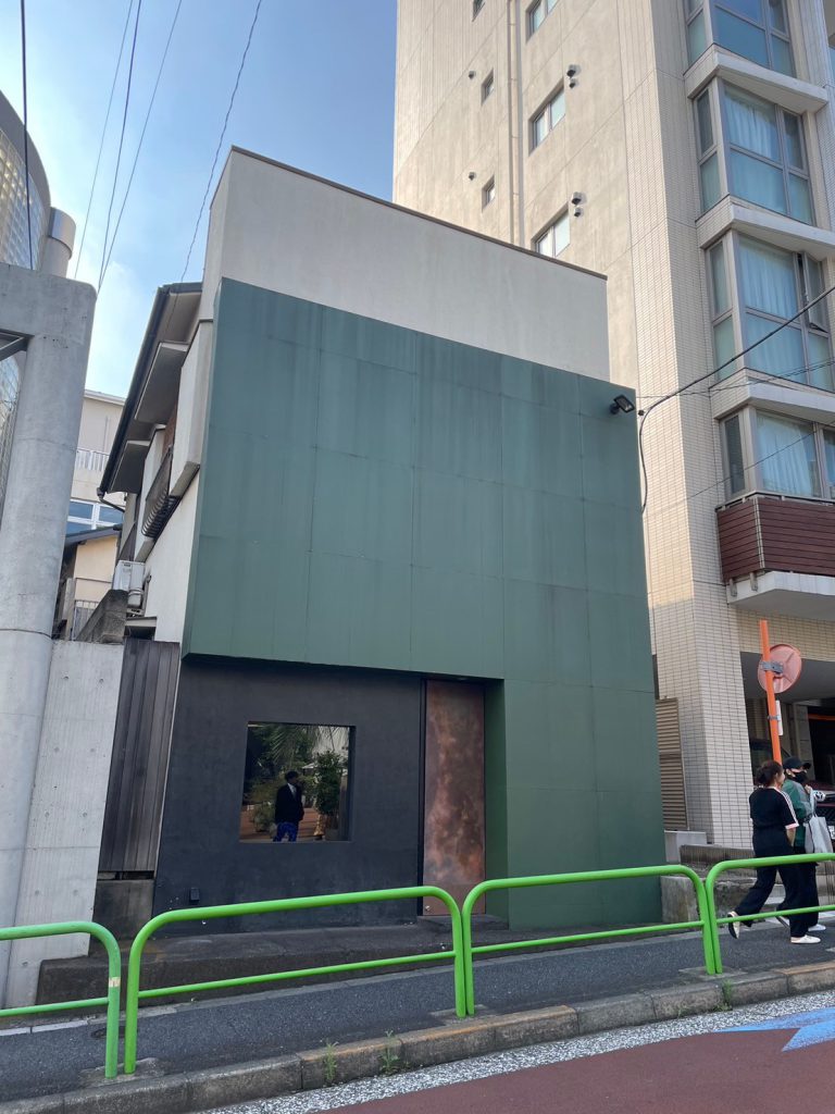 港区南青山